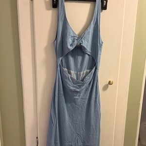 Elegant Blue Sleeveless Dress